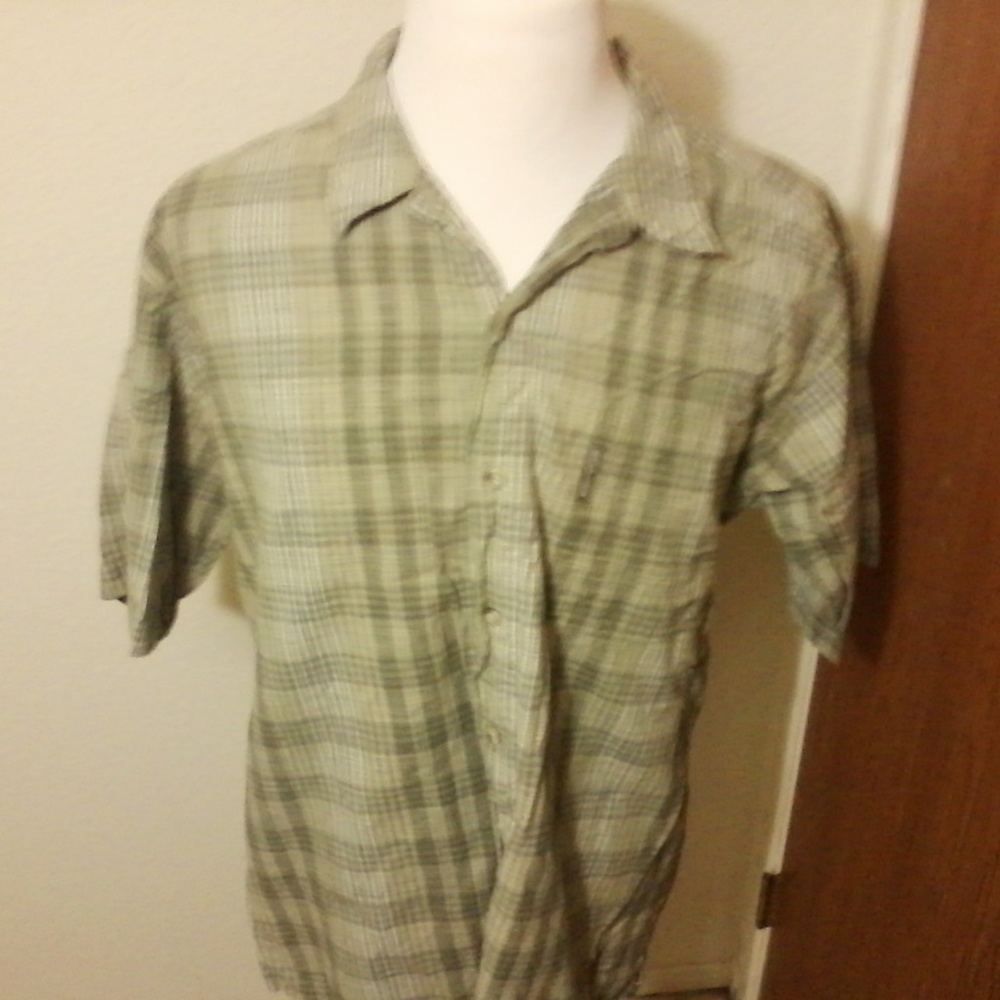 Columbia Sportswear Green Plaid shirt size Large